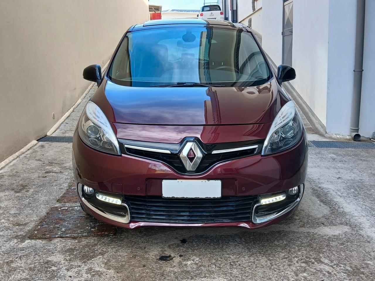 Renault Scenic Scénic XMod 1.5 dCi 110CV EDC Bose