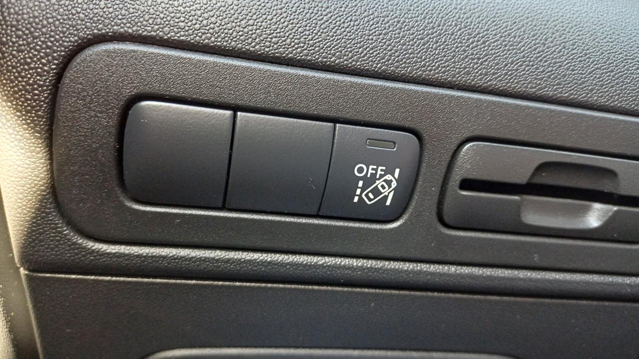 Citroen C3 Aircross BlueHDi 120 S&S EAT6 Shine Pack ok neopatentati