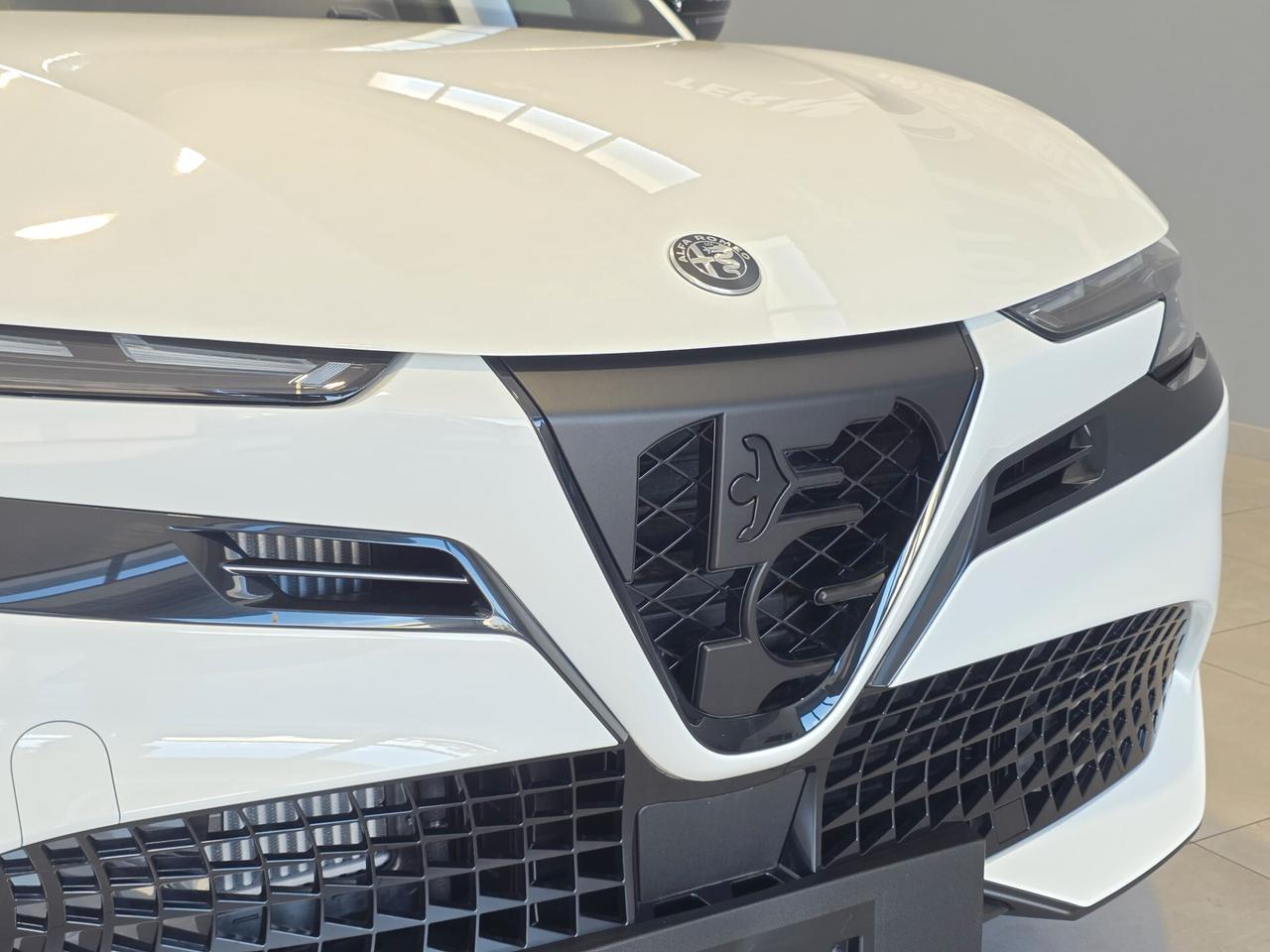 Alfa Romeo Junior 1.2 136 CV Hybrid eDCT6 Speciale