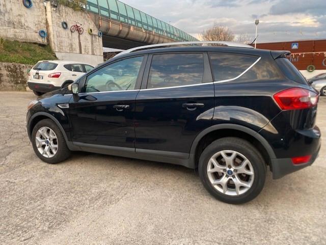 Ford Kuga Kuga+ 2.0 TDCi 136 CV 2WD DPF