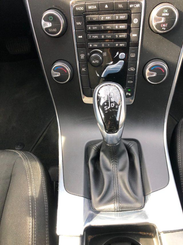 VOLVO V60 D3 Business