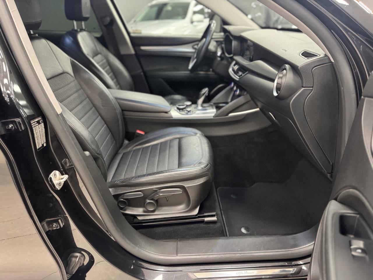 Alfa Romeo Stelvio 2.2 Turbodiesel 210 CV AT8 Q4 Executive