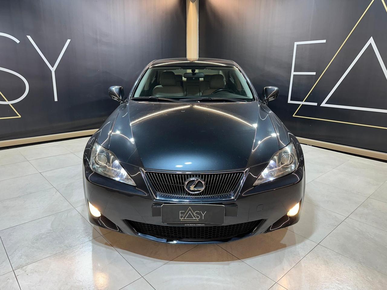 Lexus IS 220d 2.2 Luxury