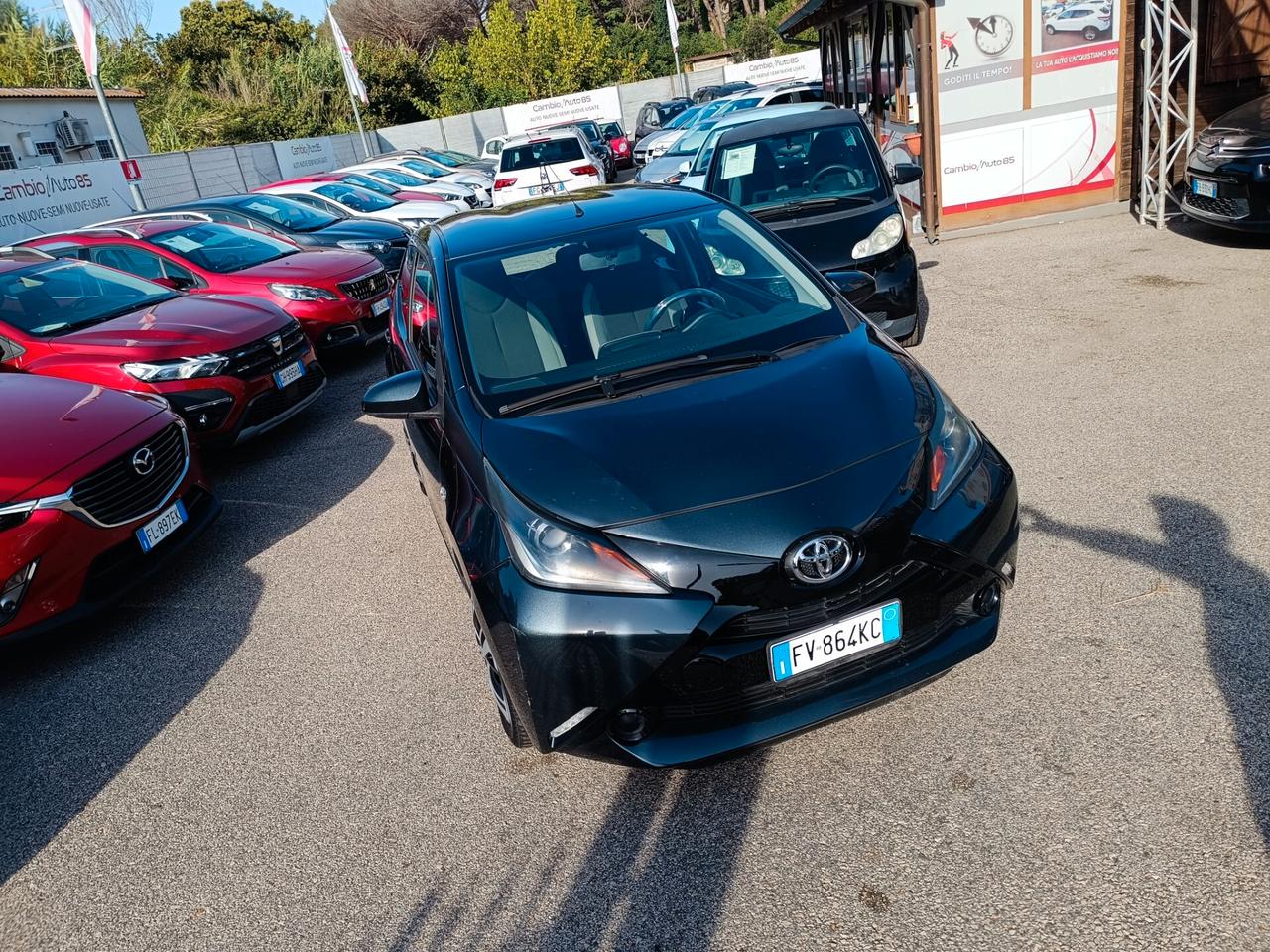 Toyota Aygo 1.0 VVT-i 69 CV 5 porte x-play
