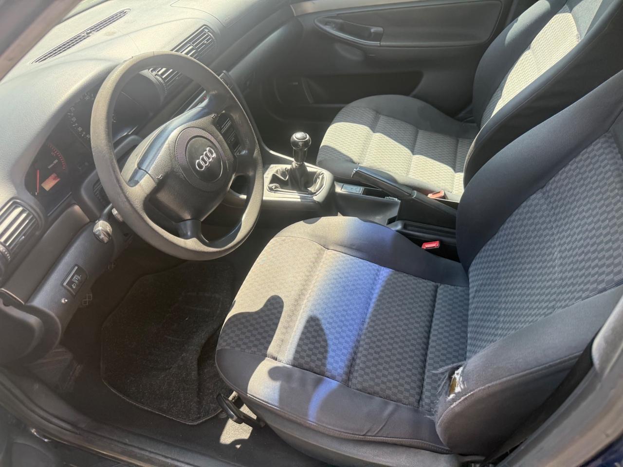 Audi A4 1.9 TDI cat Advance