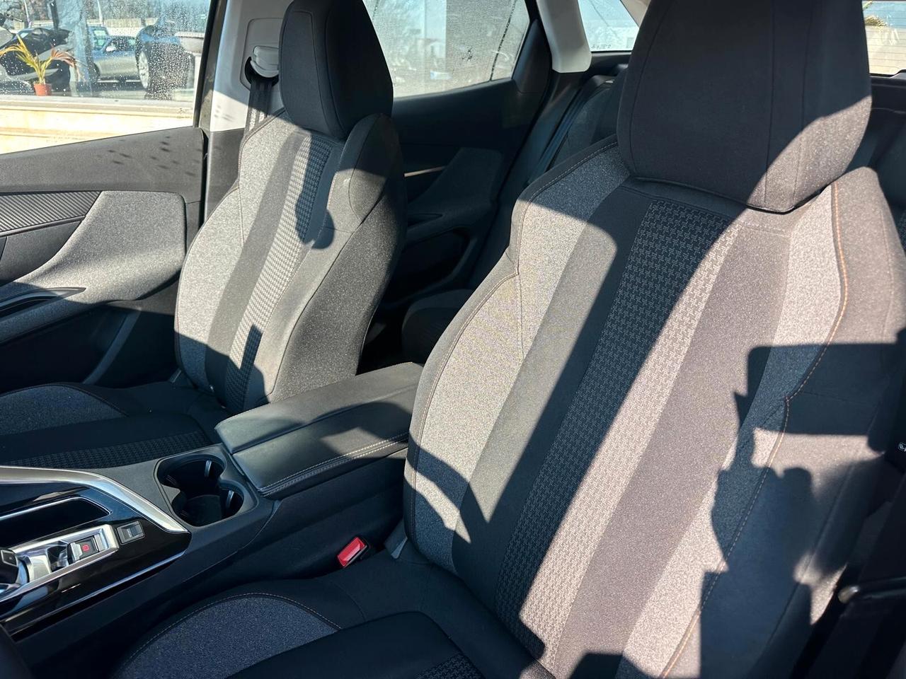 Peugeot 3008 BlueHDi 130 S&S EAT8 Allure NEOPATENTATI