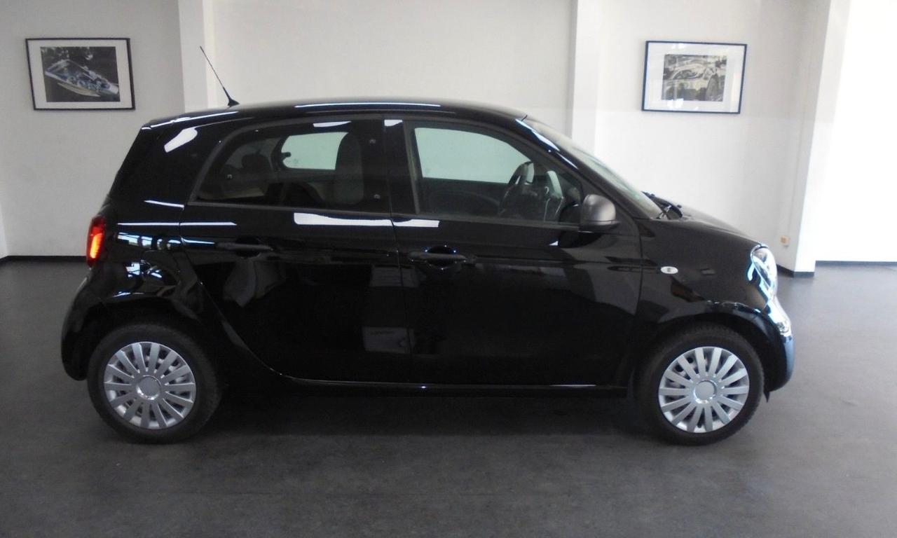 Smart ForFour 70 1.0 Passion C Manuale