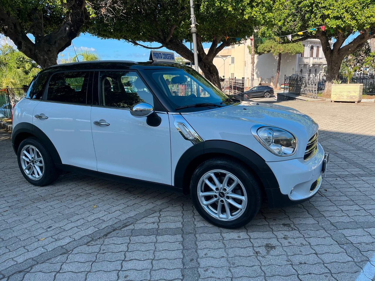 Mini Cooper D Countryman 2.0 Business Automatica
