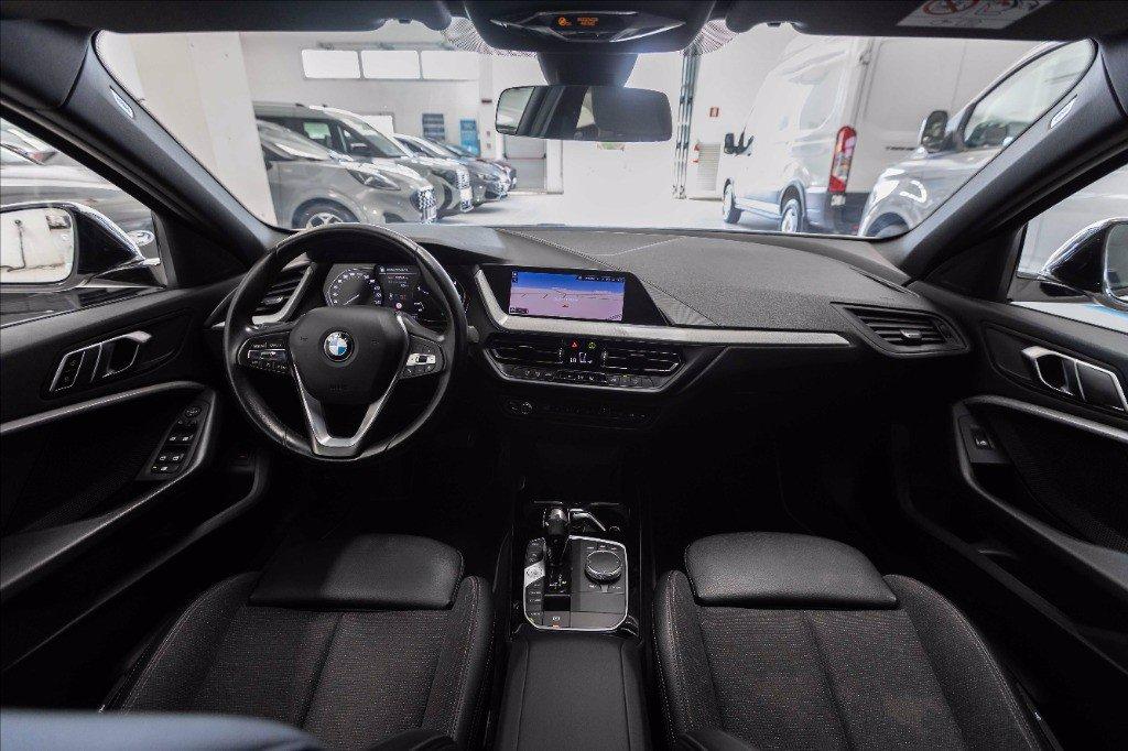BMW 116d Advantage auto del 2021