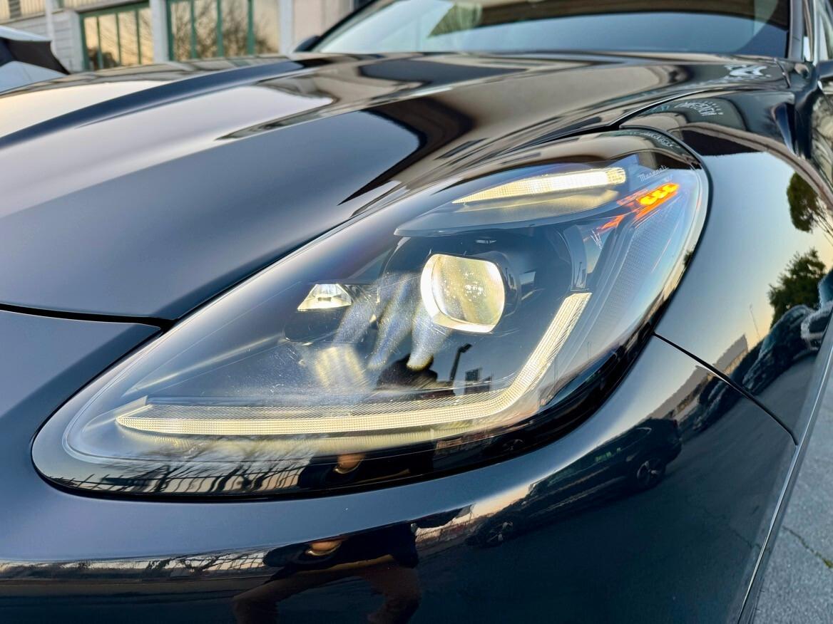 Maserati Grecale MHEV 300 CV AWD GT