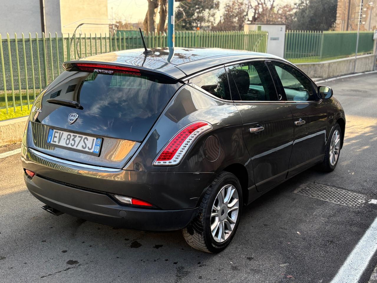 Lancia Delta 1.6 MJT DPF 105 CV Gold