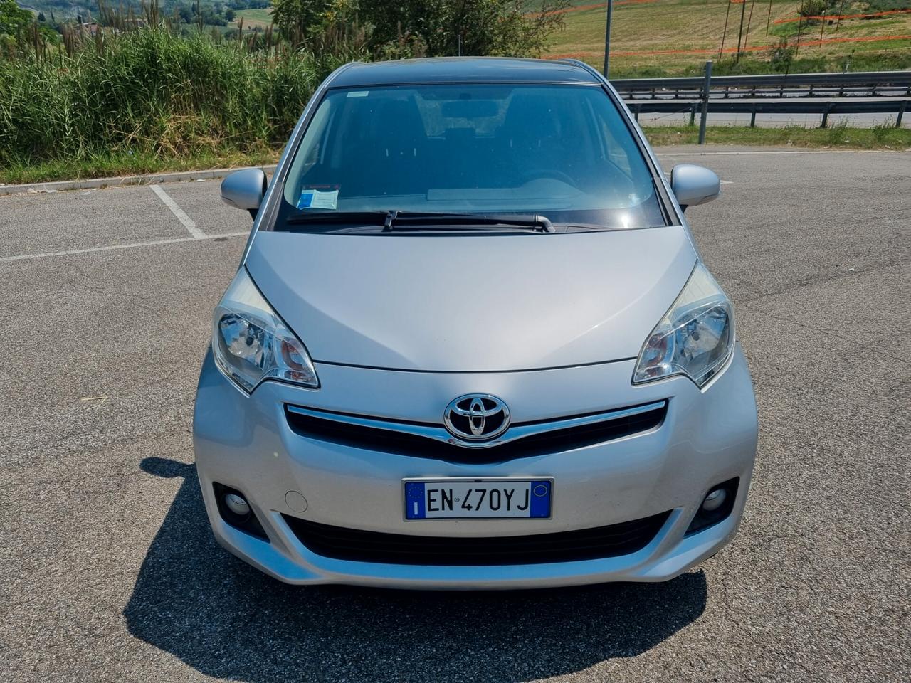 Toyota Verso-S 1.3 MT Lounge