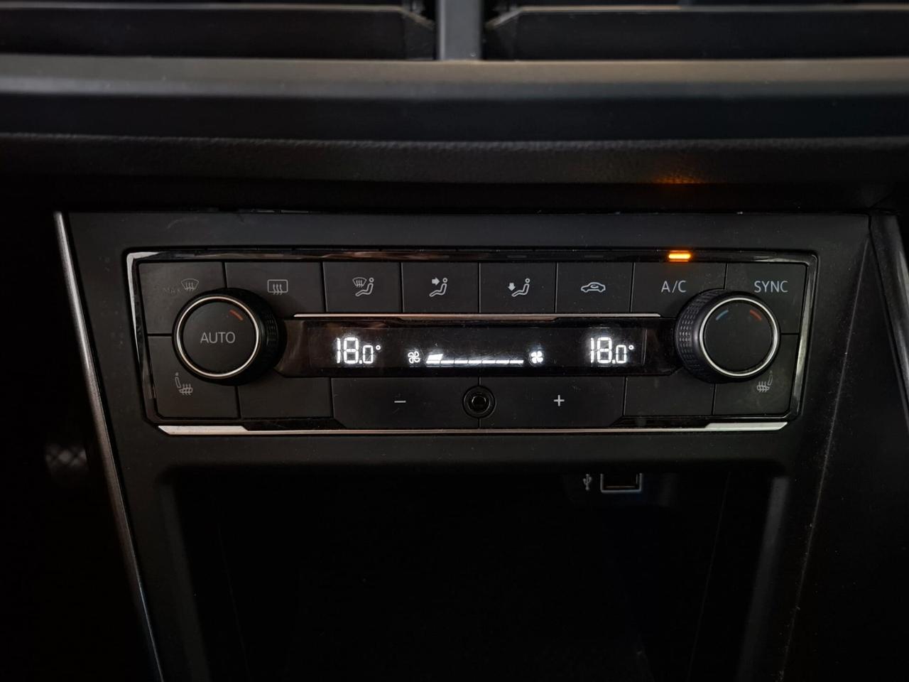 Volkswagen Polo Benzina Manuale