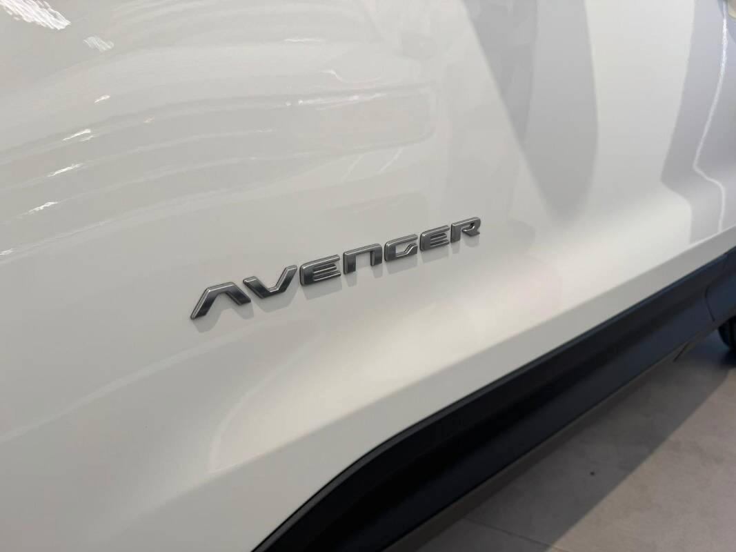 Jeep Avenger 1.2 t. e-hybr.mhev Longitude fwd 110cv edct6