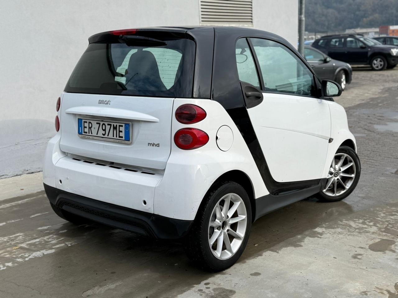 Smart ForTwo 1000 52 kW MHD coupé passion
