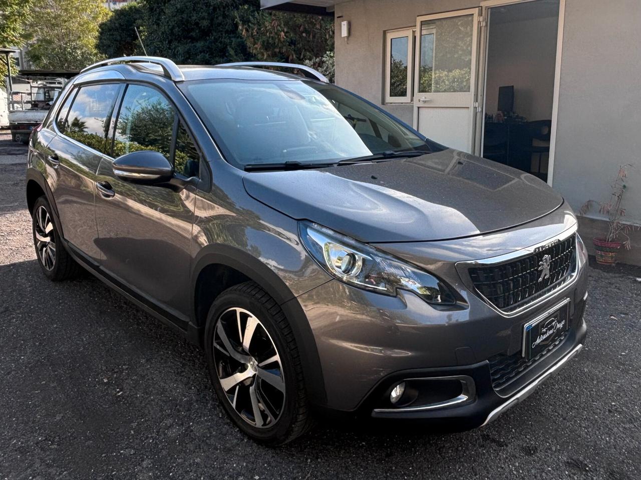 Peugeot 2008 BlueHDi 100 Allure