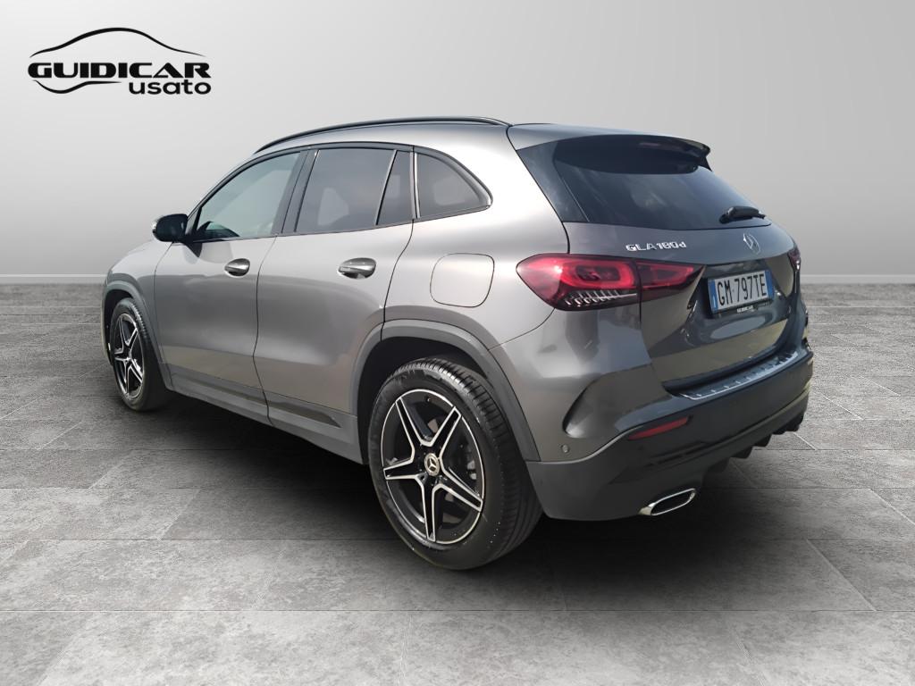 Mercedes-Benz GLA-H247 2020 - GLA 180 d Premium auto