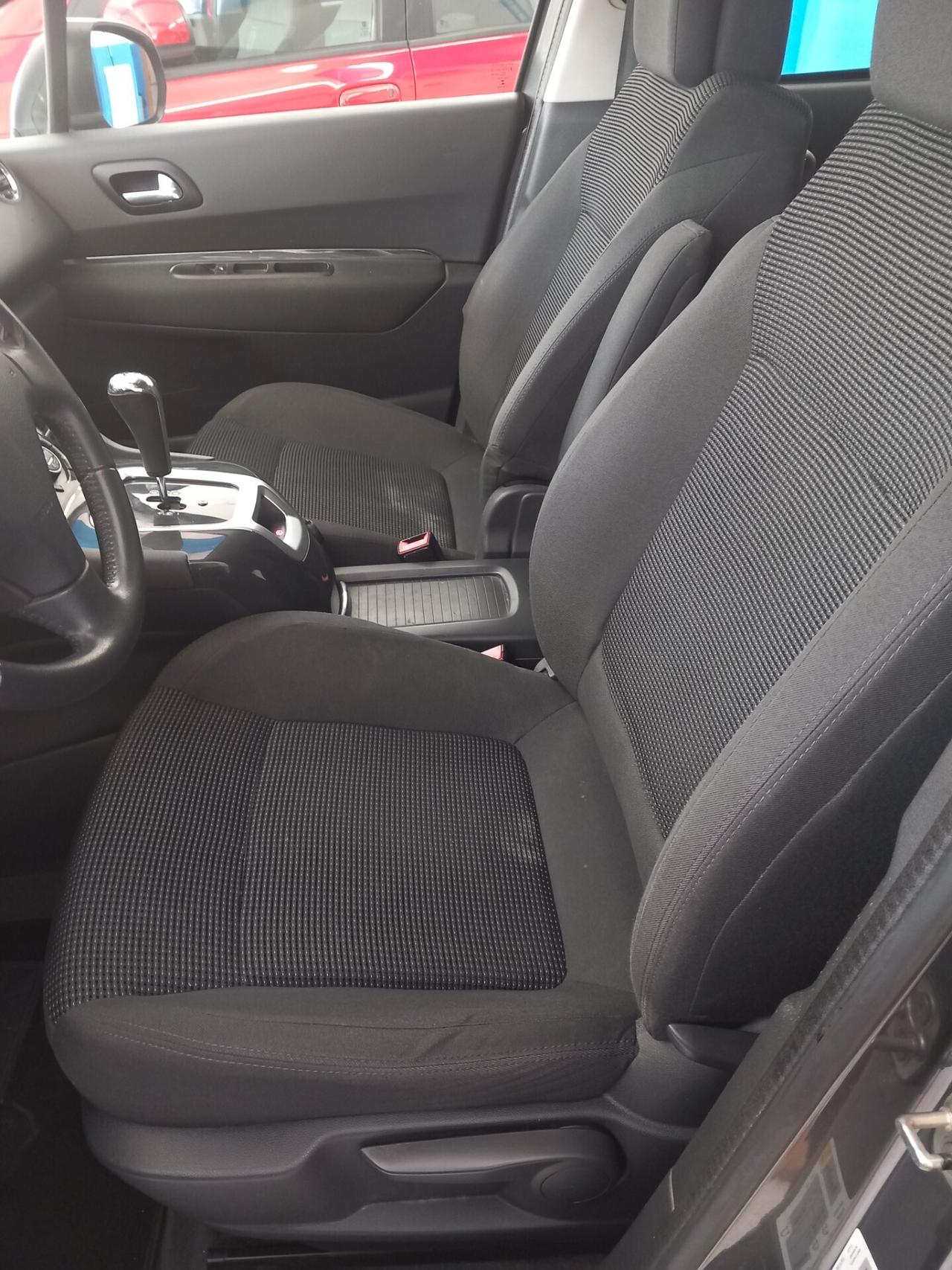 Peugeot 5008 1.6 diesel automatica 7 posti 152 mila km anno 2013