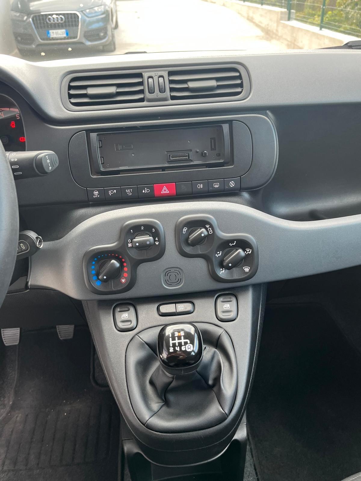 Fiat Panda 1.0 FireFly S&S Hybrid