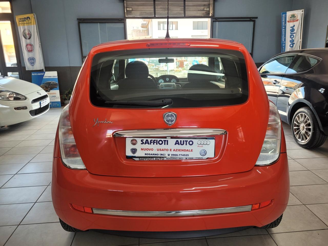 Lancia Ypsilon 1.2 69 CV Unyca