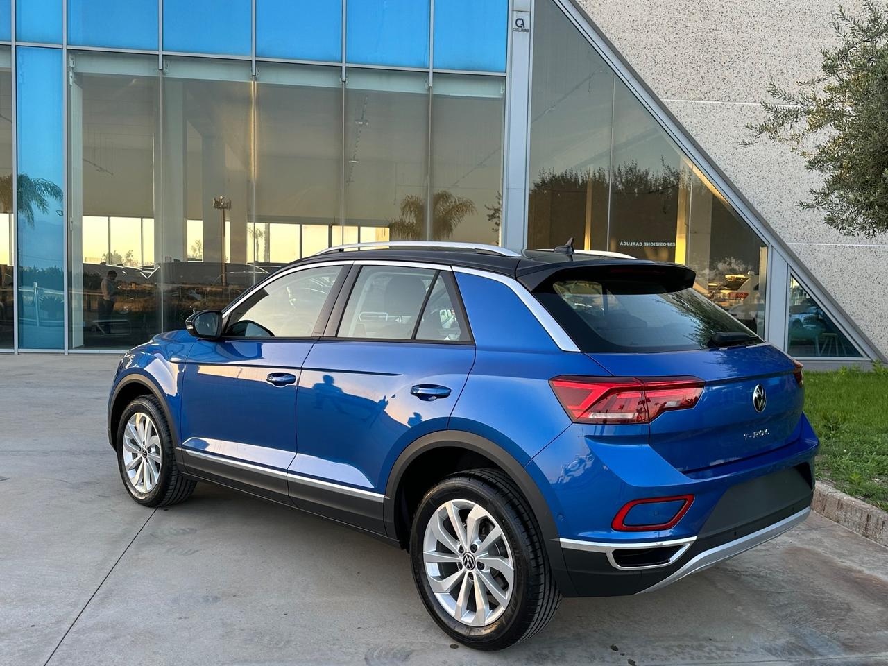 Volkswagen T-Roc 2.0 tdi Style possibilità noleggio no scoring