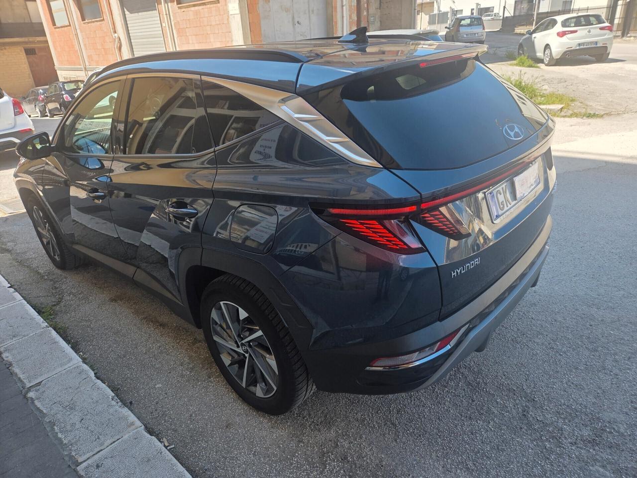 HYUNDAI TUCSON ANNO 2022 SOLI KM 120000 CERTIFICATI