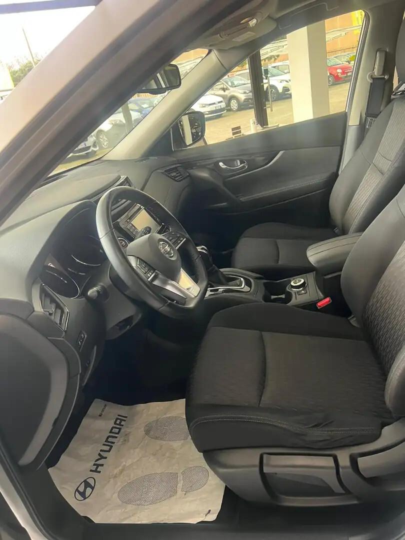 Nissan X-Trail 2.0 dCi 2WD X-Tronic N-Connecta 7 POSTI