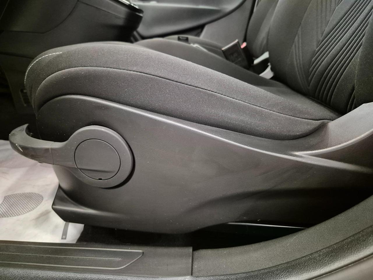 Lancia Ypsilon 1.0 hybrid Silver !! PREZZO REALE !! - NEOPATENTATI - Sens. Park. - Clima