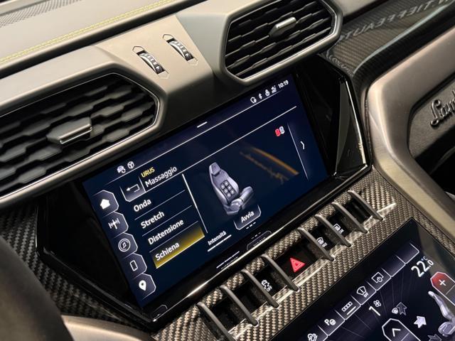 LAMBORGHINI Urus 4.0 Performante