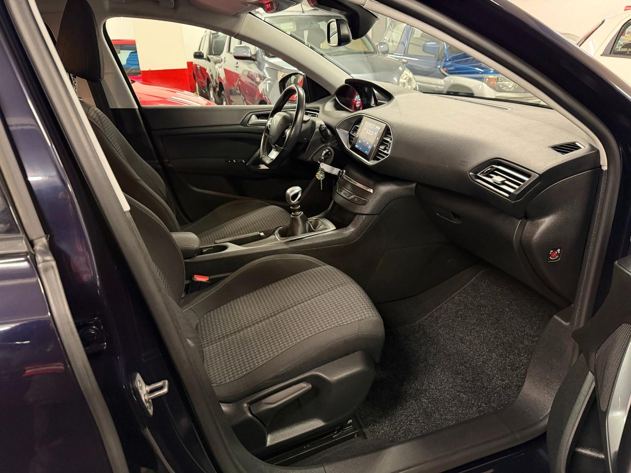 Peugeot 308 BlueHDi 130 S&S SW Business