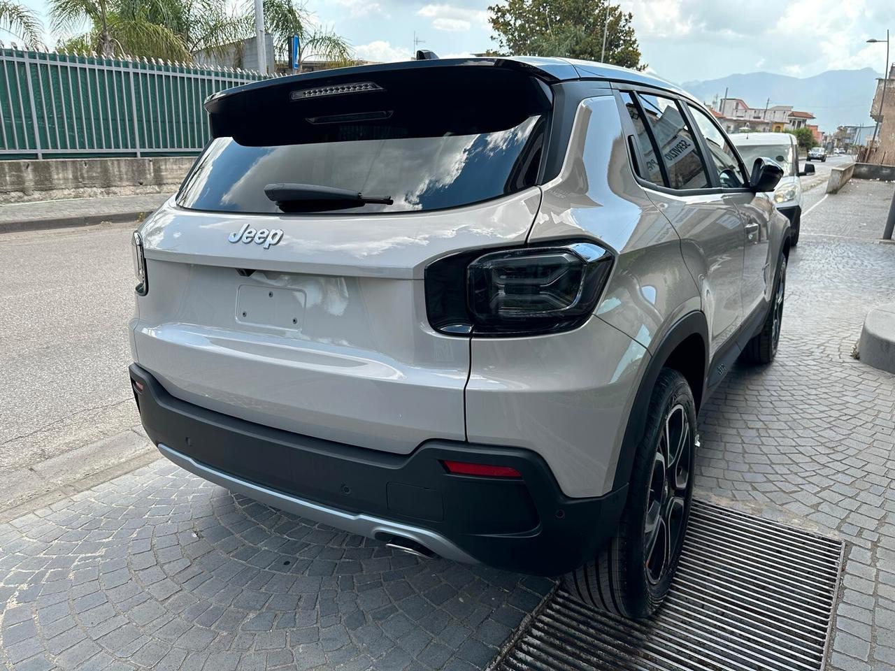 Jeep Avenger 1.2 Turbo 100 CV Summit