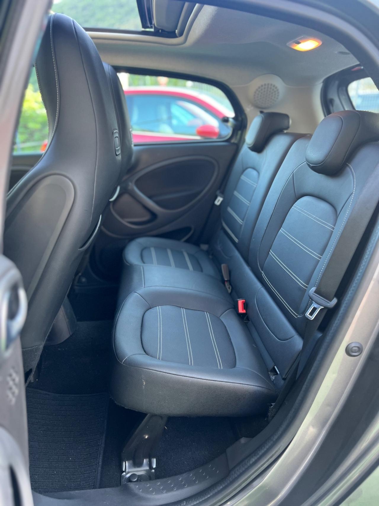 Smart ForFour 0.9 90cv - cabrio -pelle -automatica - Full Optional