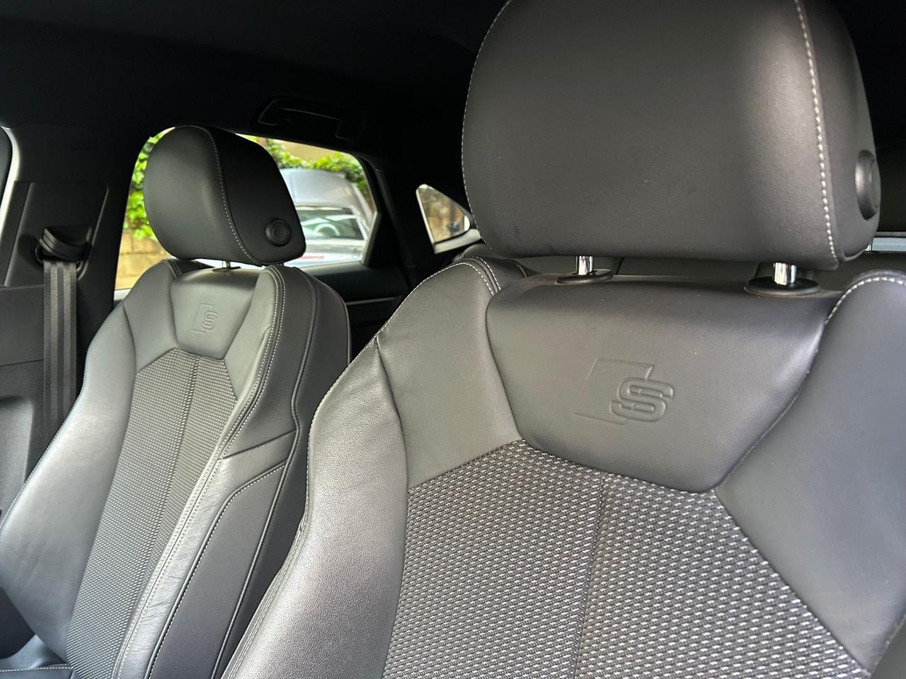 Audi Q3 35 TDI S tronic line edition