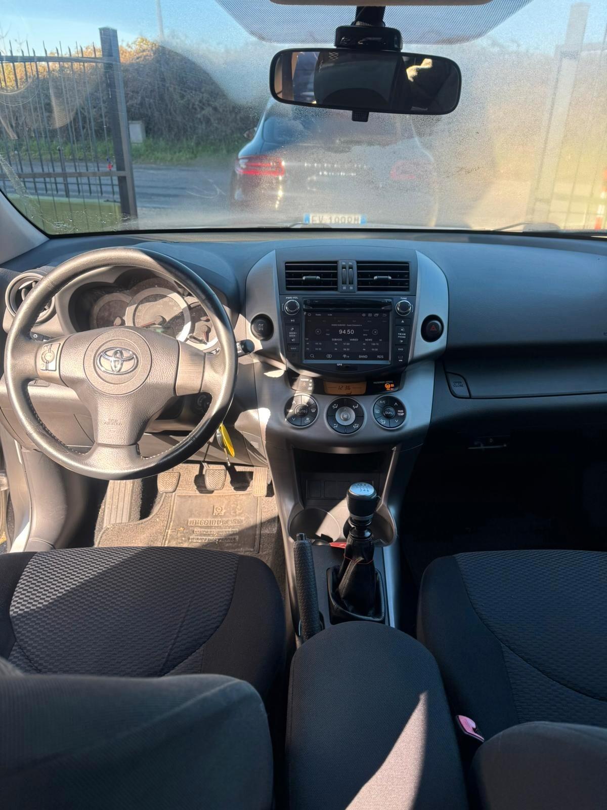 TOYOTA RAV 4 2.2 D-D4 136 CV DPF LUXURY