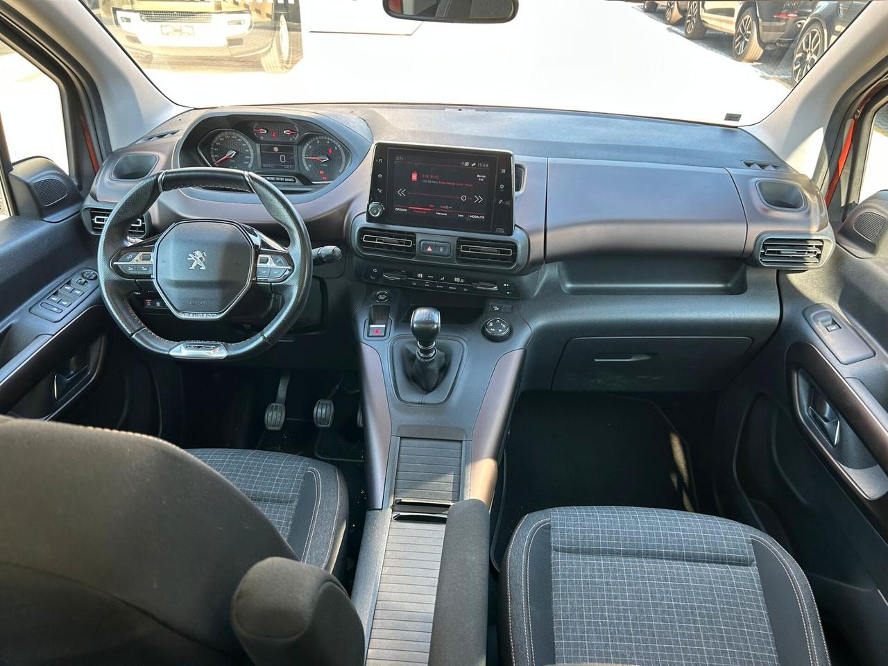 Peugeot Rifter BlueHDi 130 S&S EAT8 GT Line Standard
