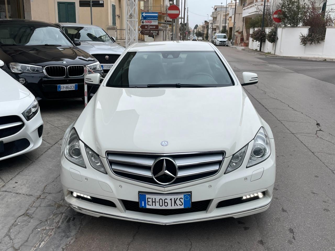 Mercedes-benz E 250 E 250 CDI Coupé BlueEFFICIENCY Avantgarde