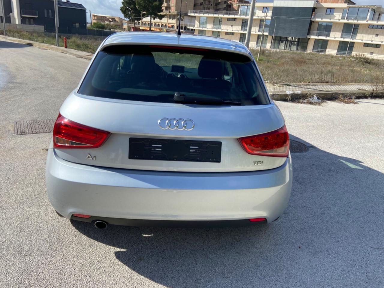 Audi A1 1.6 TDI 90 cv sportback 2014