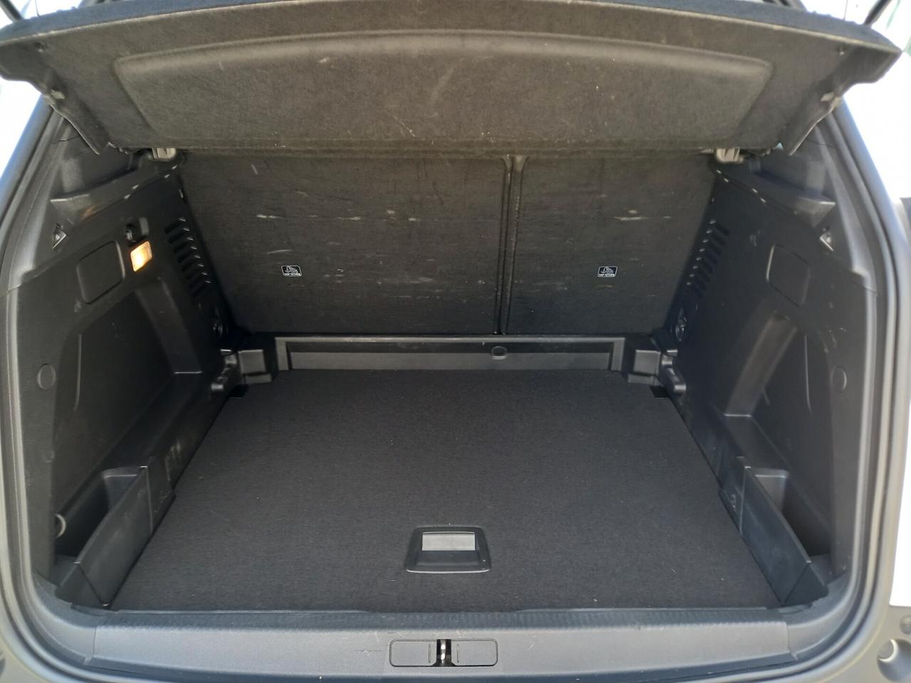 Peugeot 3008 BlueHDi 130 S&S 2022