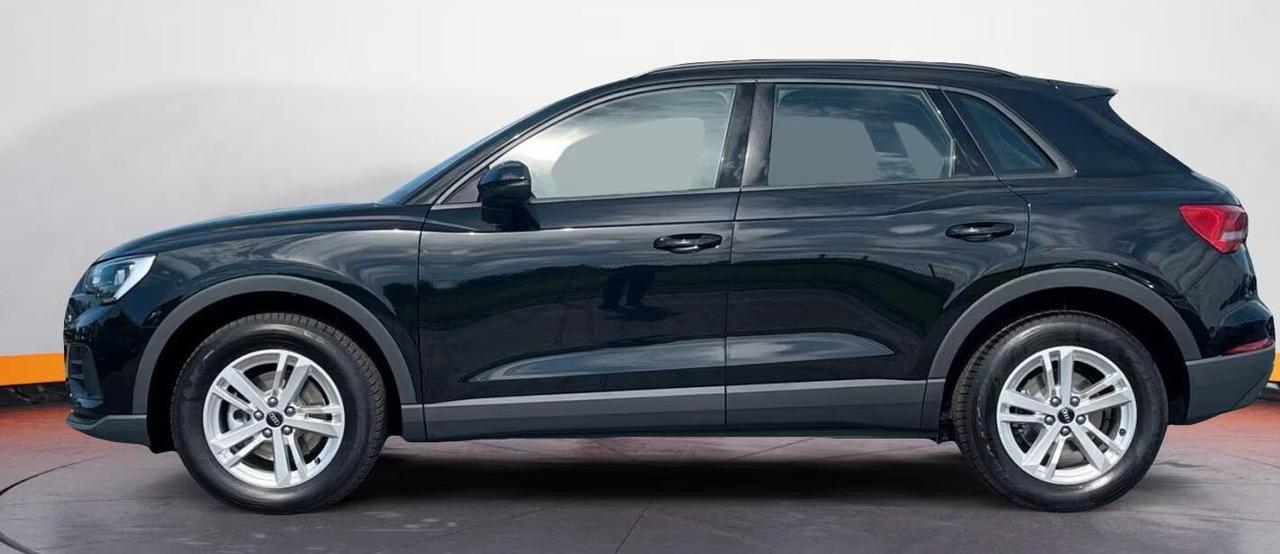 Audi Q3 35 TFSI S tronic Business