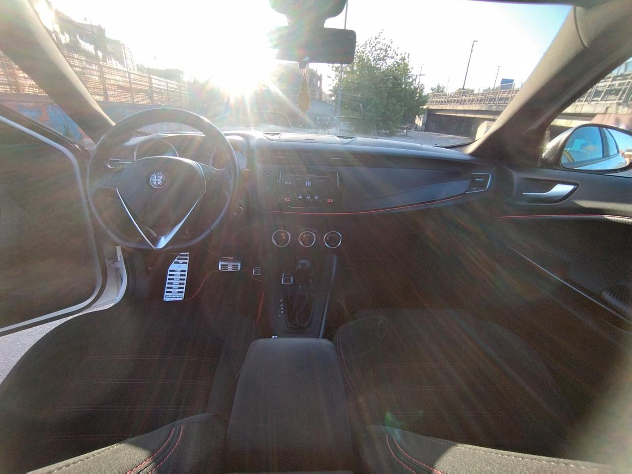Alfa Romeo Giulietta 1.6 JTD TCT 120 CV Sportiva