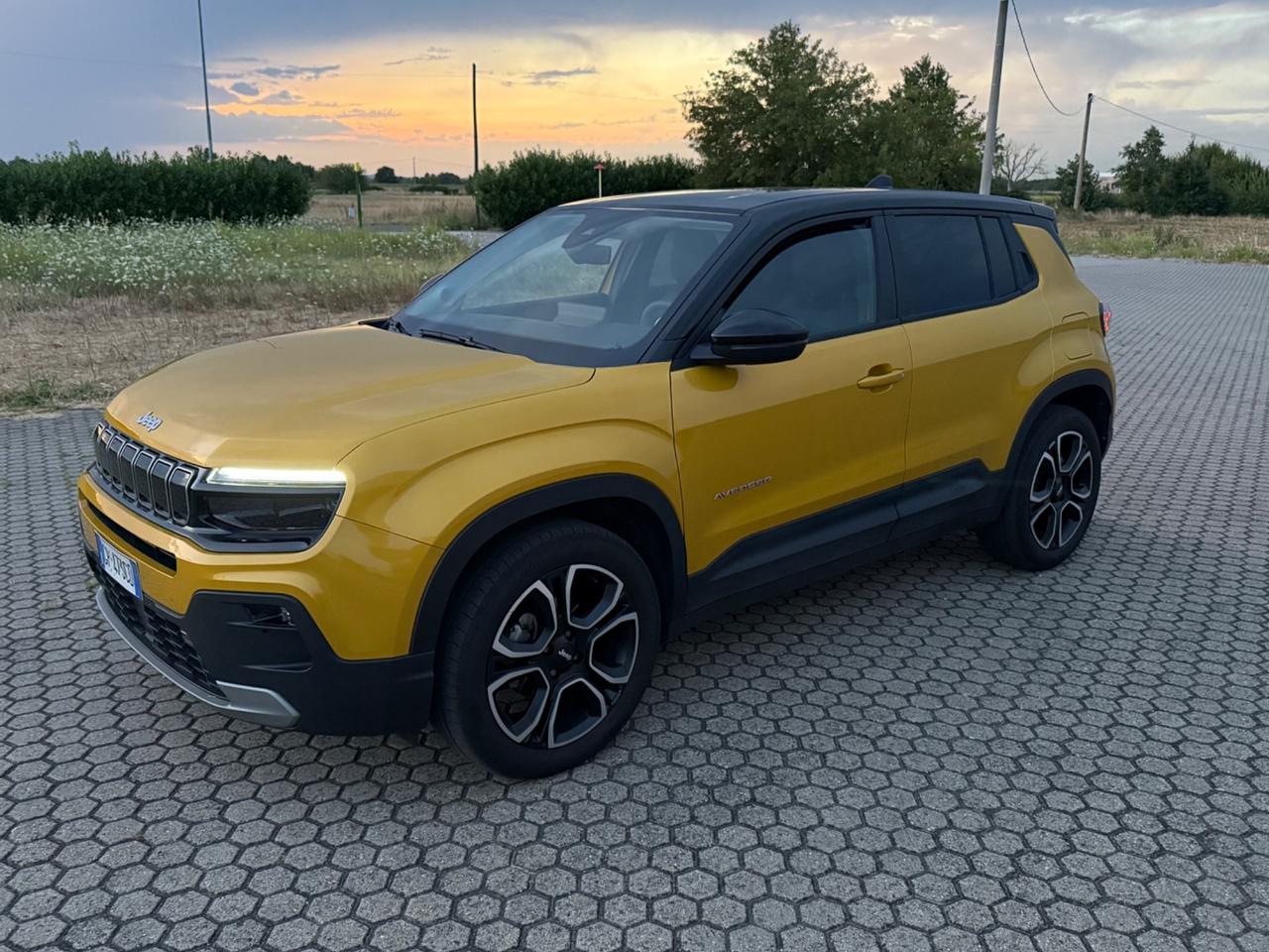 Jeep Avenger 1.2 Turbo 100 CV Summit