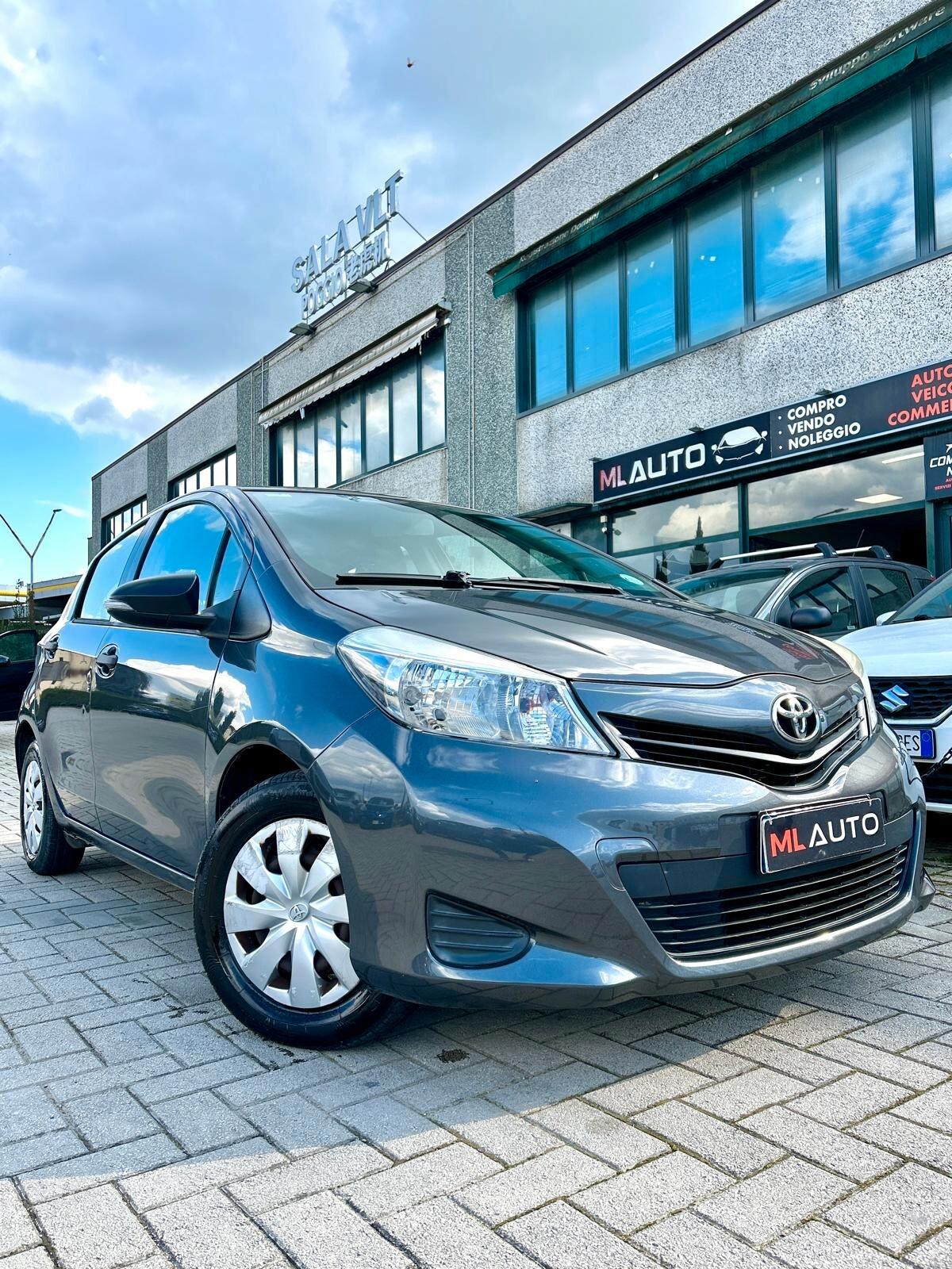 Toyota Yaris 1.0 5 porte Lounge - ok neopatentato