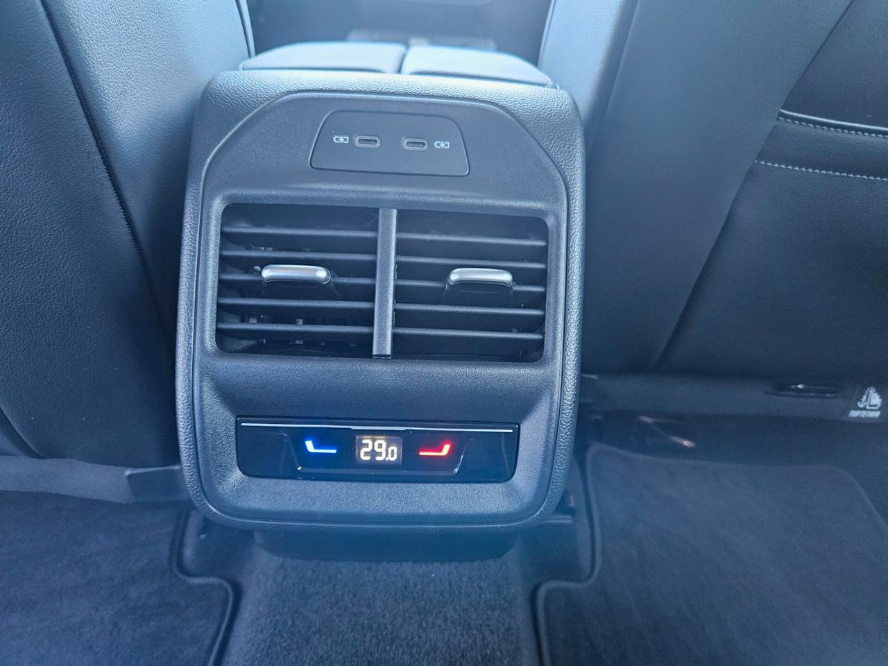 Volkswagen Passat 2.0 TDI 150 CV SCR DSG Business