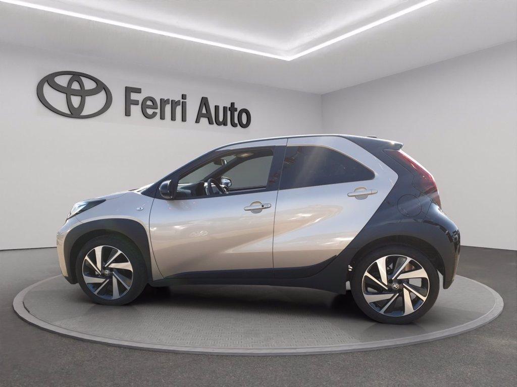 TOYOTA Aygo x 1.0 lounge 72cv s-cvt del 2024