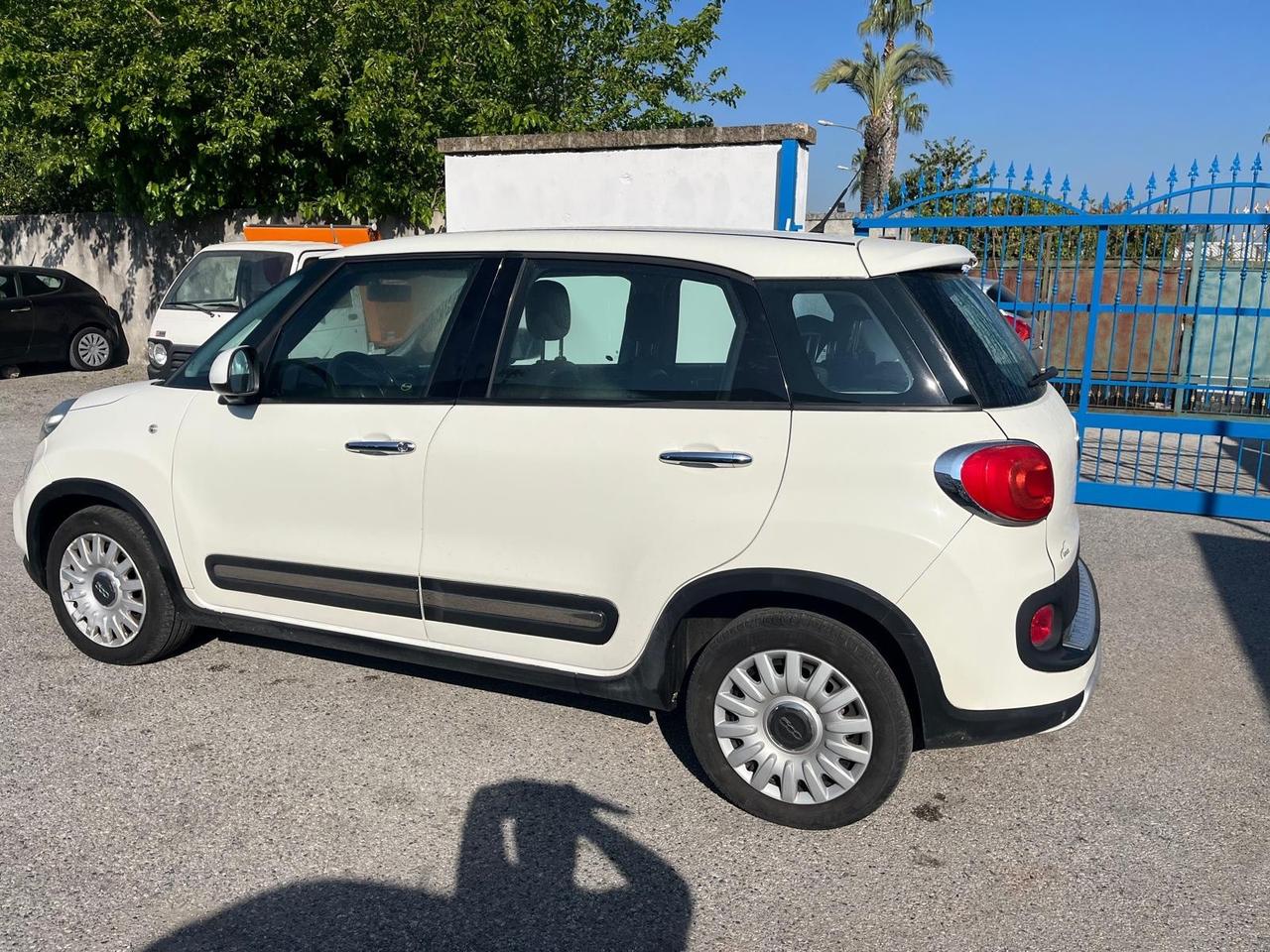 Fiat 500 L—1.3 benz-95cv-km 85000-2015