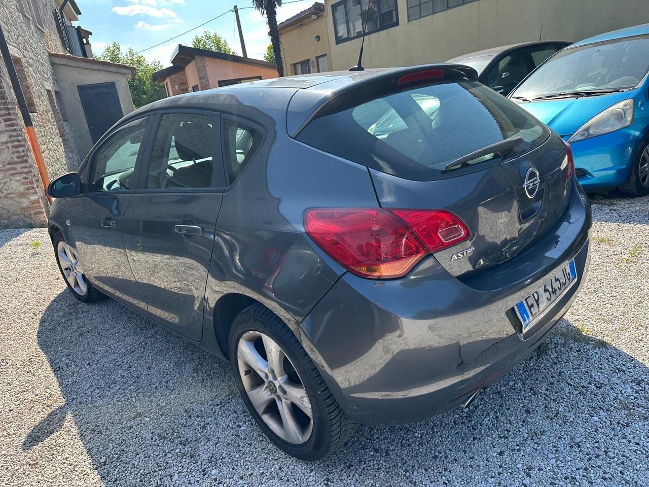 Opel Astra 1.4 GPL 2033 EXPORT / COMMERCIANTI