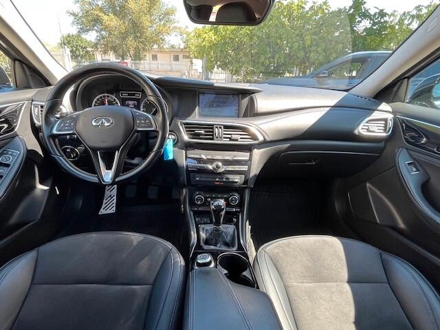 Infiniti Q30 1.5 diesel Premium
