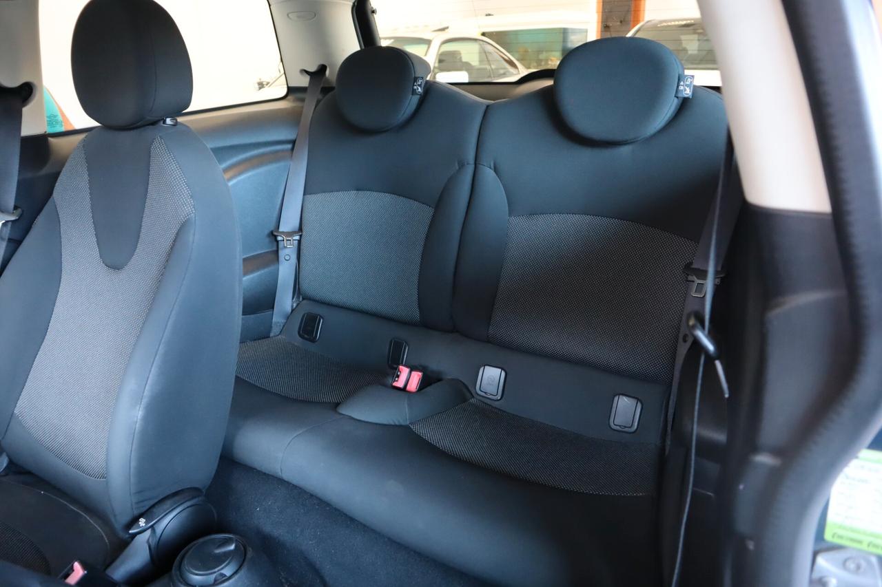 Mini 1.6 16V One D