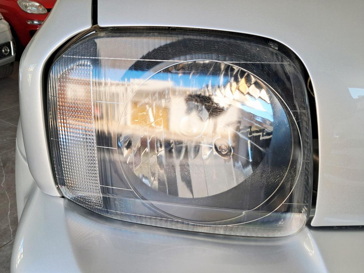 Suzuki Jimny 1.3i 16V cat 4WD JLX