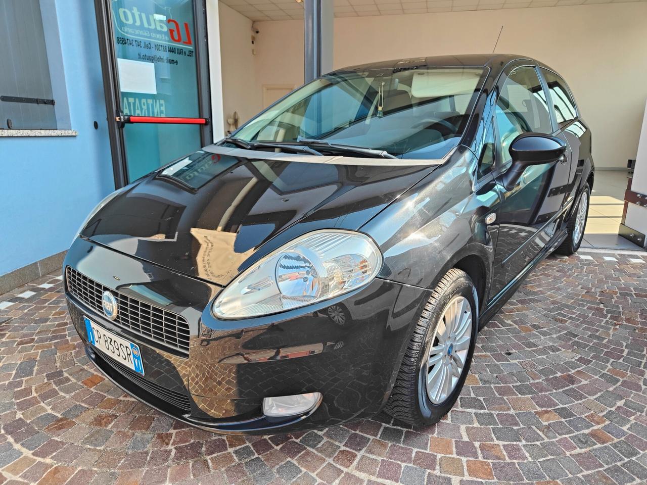 Fiat Grande Punto 1.4 3PT. SPORT OK Neo Patentati